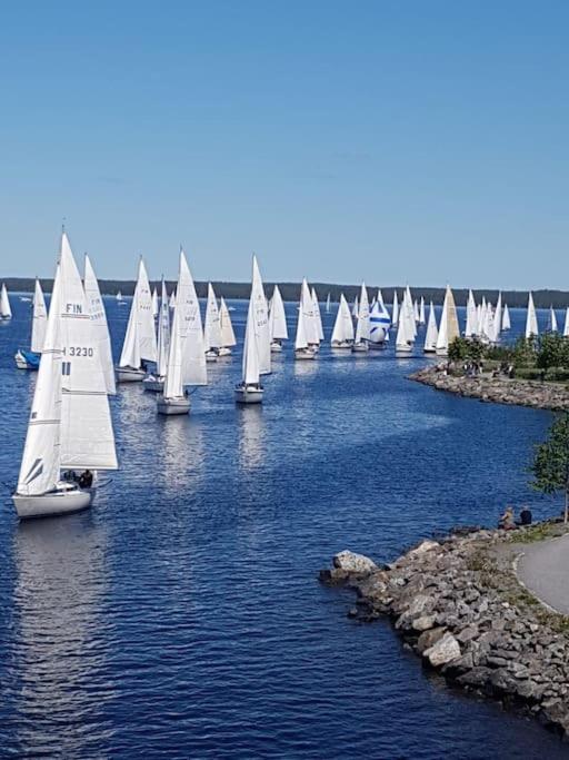 Upea Kaksio Naesijaerven Rannalla Tammerfors Exteriör bild